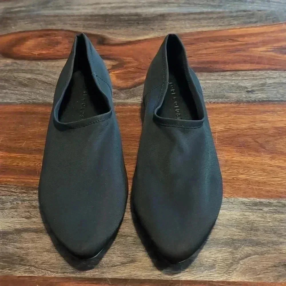 Lori Goldstein Black Stretchy Shoes
